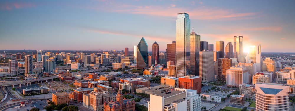 Centre-ville de Dallas au Texas où se trouvent les bureaux d’Optimum Re Insurance Company. Centre-ville de Dallas au Texas où se trouvent les bureaux d’Optimum Re Insurance Company.